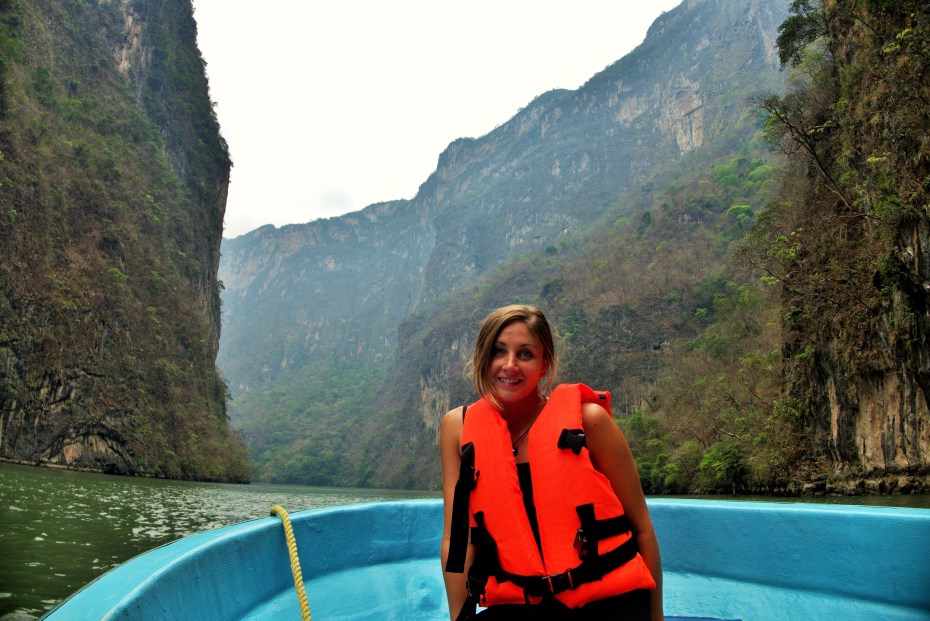 of course the prettiest tourist of them all 