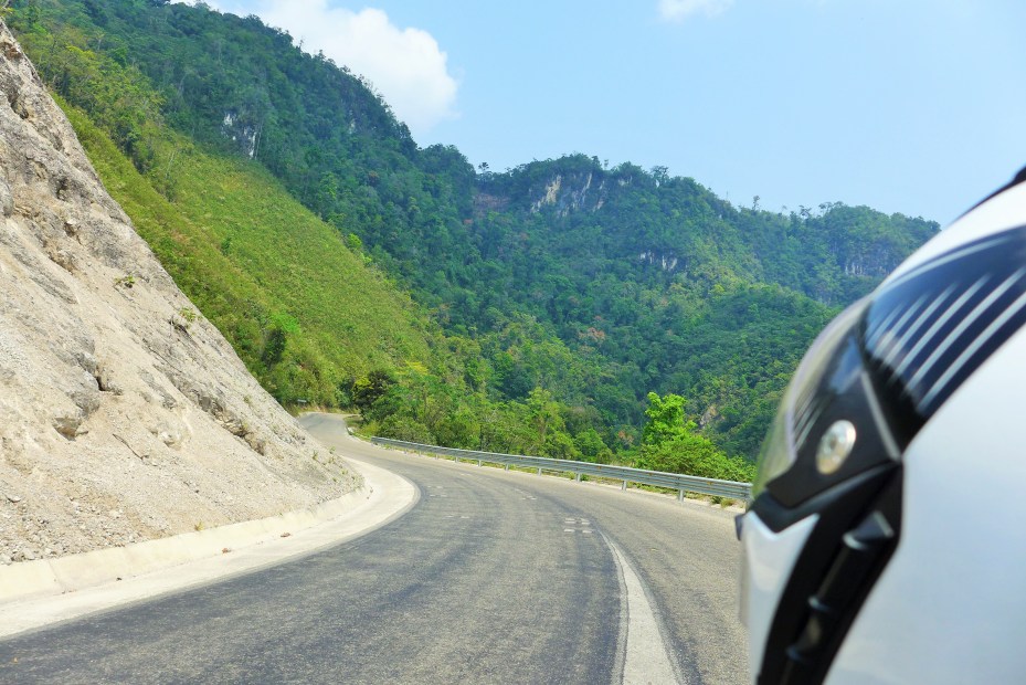 Curvy roads from San Cristobal to Palenque