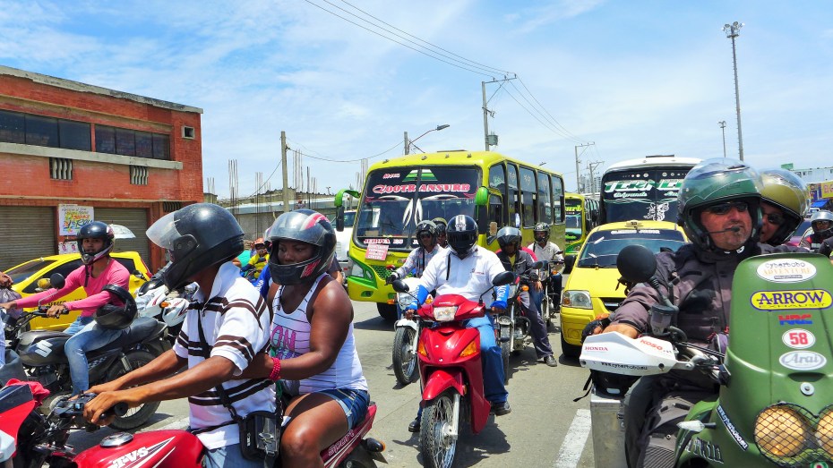 motos motos motos everywhere in Colombia