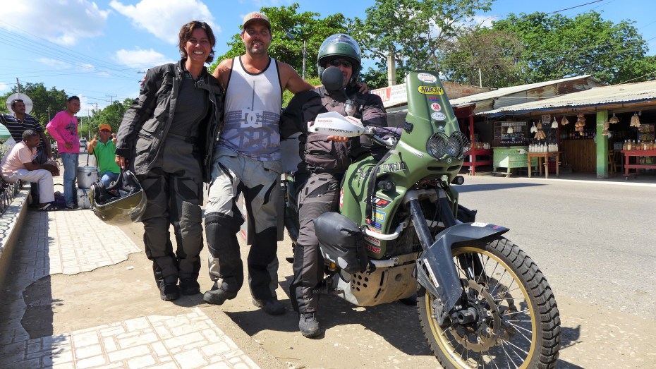 Samantha, Luca and I saying our Adios