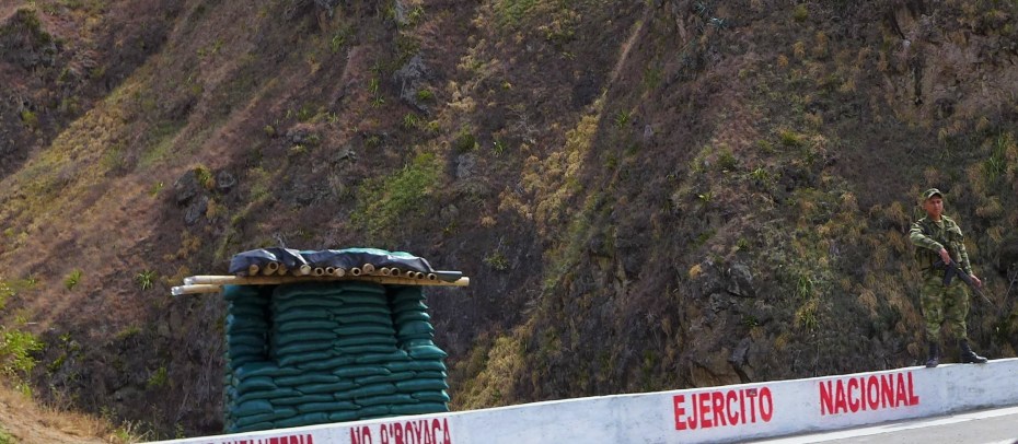 military presence thickens near the Ecuador border