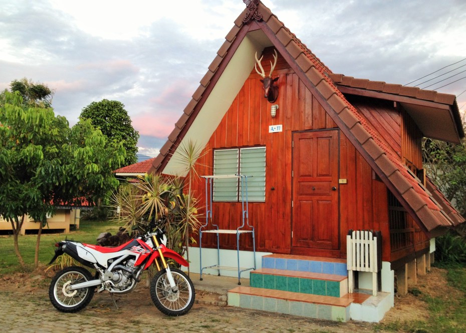 our cozy cheap bungalow in Mae Chaem