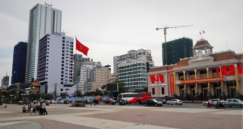 modern.. new.. beachfront.. $$$ 