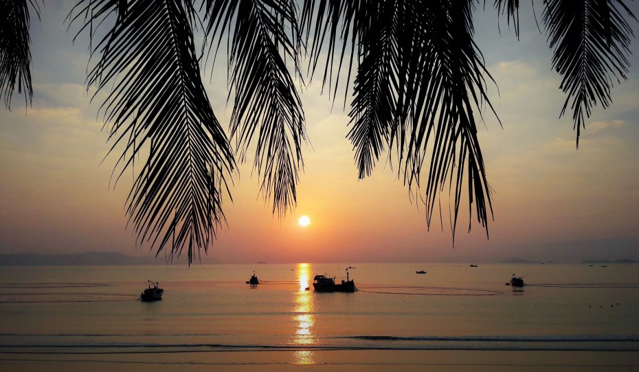 first light from paradise resort